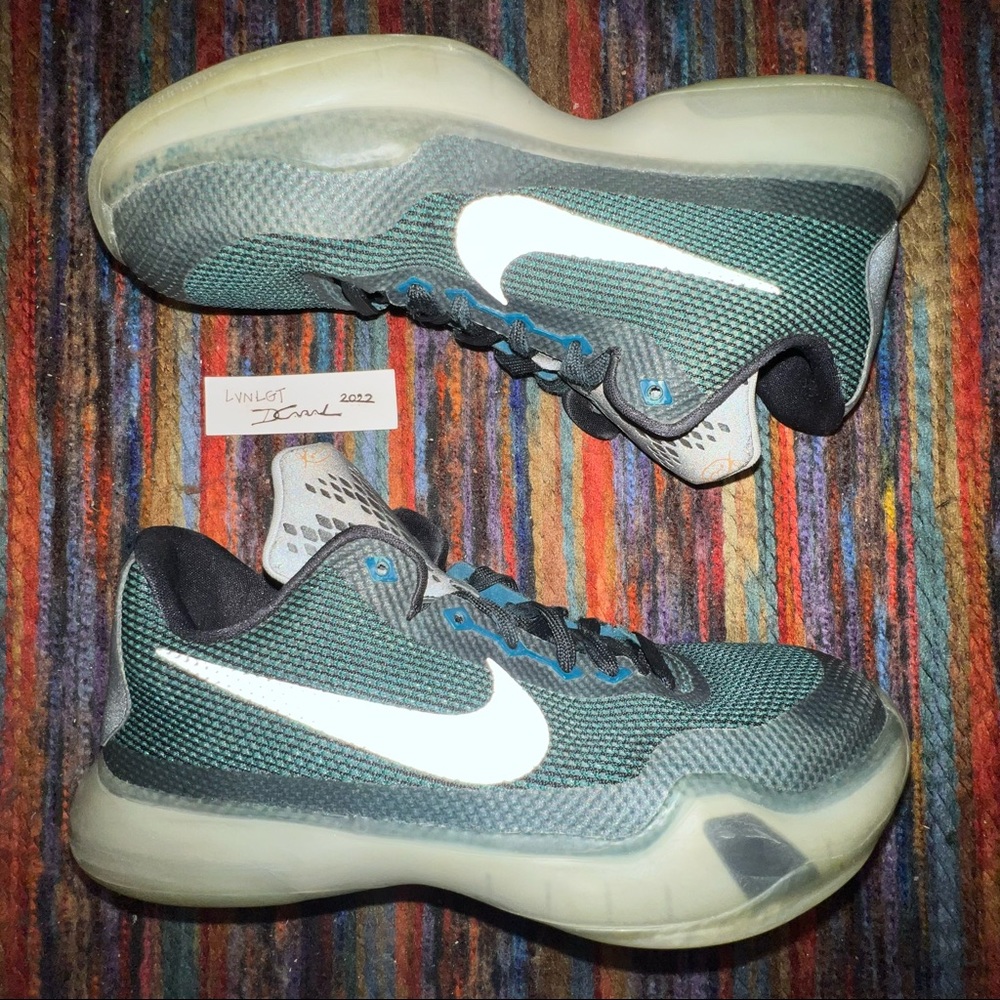726067-308 Nike Xoom Kobe X 2015 Size 5.5Y 7W